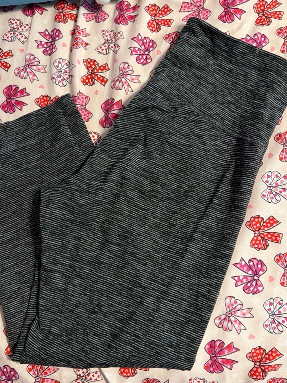 Old Navy Black and White Micro-Striped Leggings
